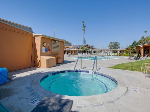 3755 N Vista Campana 30, Oceanside CA 92057