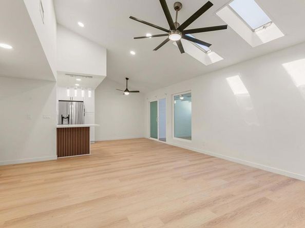 3755 N Vista Campana 30, Oceanside CA 92057