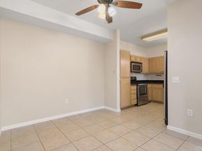 18614 Caminito Cantilena 324, San Diego CA 92128