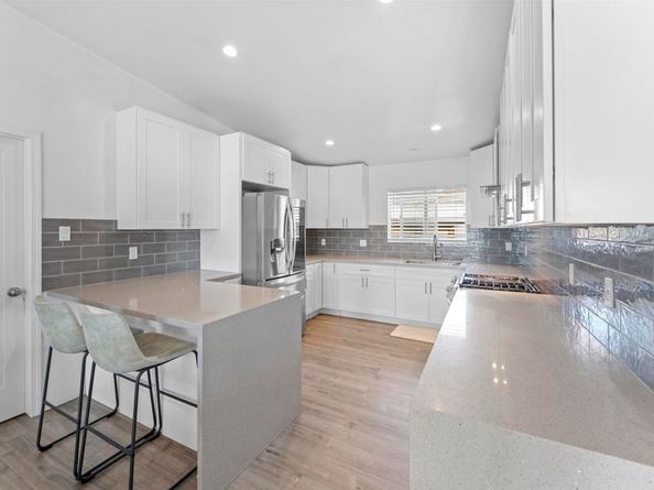 1045 Howard Avenue, Escondido CA 92029