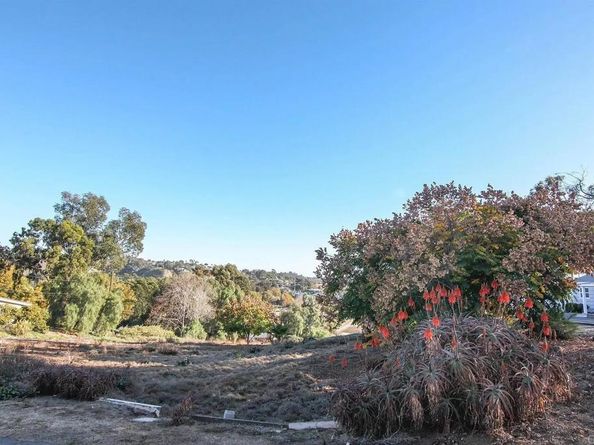 3875 Grandview, Bonita CA 91902