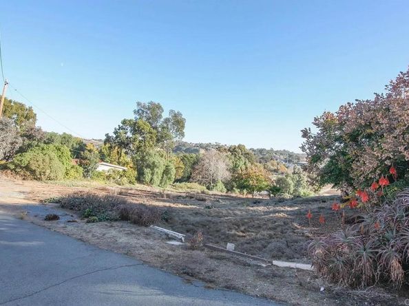 3875 Grandview, Bonita CA 91902