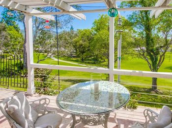 1129 La Casa Drive