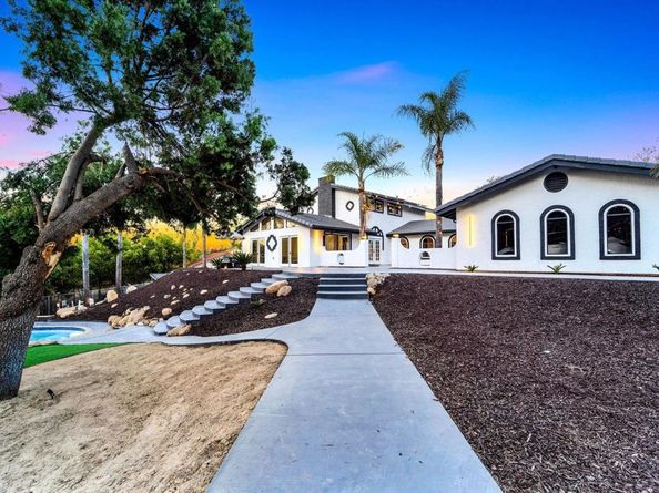 3065 Fairview Drive, Vista CA 92084