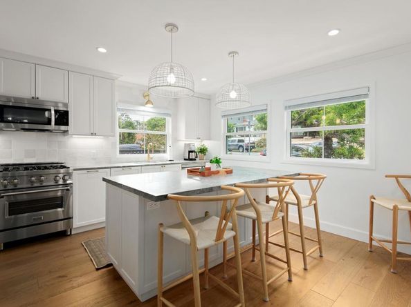 937 3Rd Street, Encinitas CA 92024