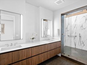 2677 State Street 301, Carlsbad CA 92008
