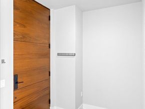2677 State Street 301, Carlsbad CA 92008