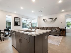 522 S Cleveland Street 7, Oceanside CA 92054