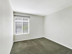 432 Edgehill Lane 169, Oceanside CA 92054