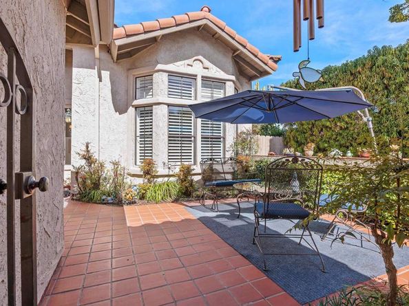 1990 Avenida La Posta, Encinitas CA 92024