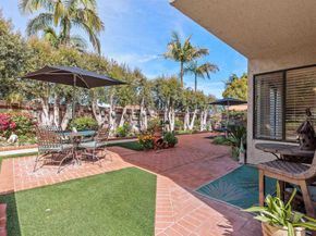 1990 Avenida La Posta, Encinitas CA 92024
