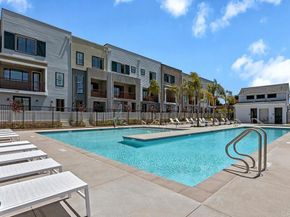 2541 Delphinium Lane, Carlsbad CA 92008