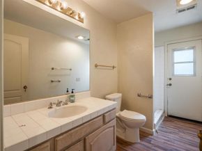 2246 Janis Way, Carlsbad CA 92008