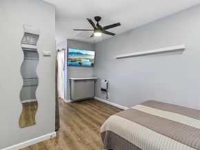 2852 Yvonne St, Oceanside CA 92056