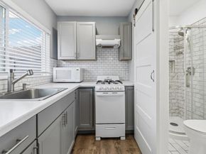 2852 Yvonne St, Oceanside CA 92056