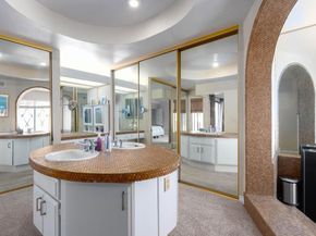 2124 Pintoresco Court, Carlsbad CA 92009