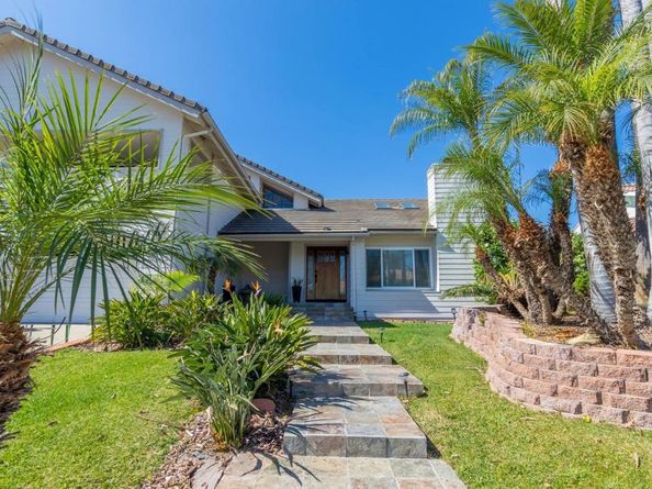 2124 Pintoresco Court, Carlsbad CA 92009