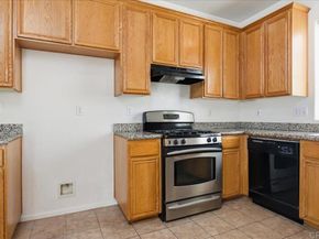 915 Stoneys Lane, El Cajon CA 92021