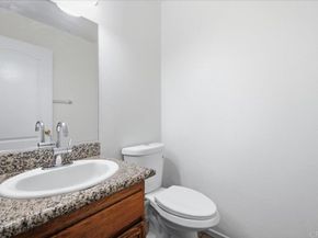 915 Stoneys Lane, El Cajon CA 92021