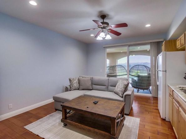 1458 Sierra Linda Drive, Escondido CA 92025