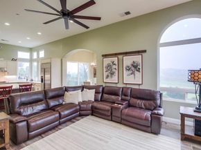 1458 Sierra Linda Drive, Escondido CA 92025
