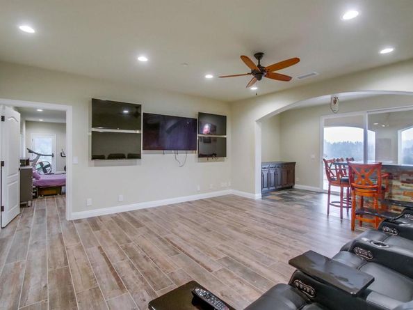 1458 Sierra Linda Drive, Escondido CA 92025