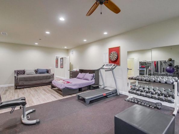 1458 Sierra Linda Drive, Escondido CA 92025