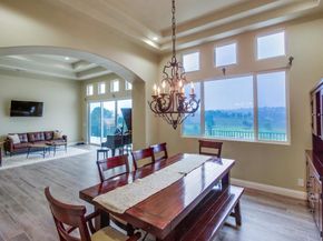 1458 Sierra Linda Drive, Escondido CA 92025