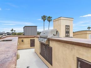 5390 Carlsbad Boulevard, Carlsbad CA 92008