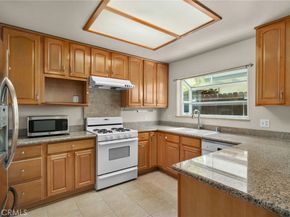 77 S Sierra Madre 13, Pasadena CA 91107