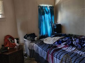 138 W Gage Avenue, Los Angeles CA 90003