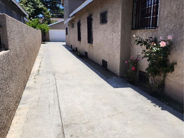 138 W Gage Avenue, Los Angeles CA 90003