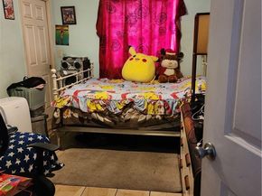 138 W Gage Avenue, Los Angeles CA 90003