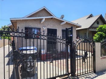 138 W Gage Avenue