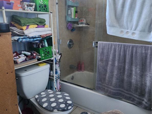 138 W Gage Avenue, Los Angeles CA 90003