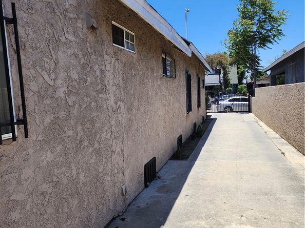 138 W Gage Avenue, Los Angeles CA 90003