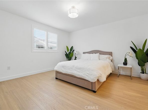 1217 W 77th Street, Los Angeles CA 90044