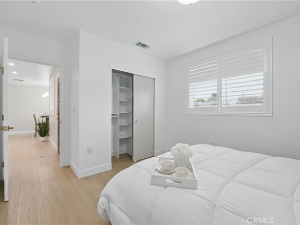 1217 W 77th Street, Los Angeles CA 90044