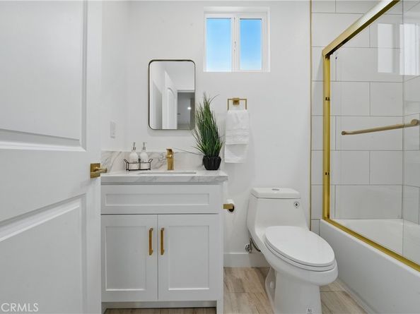 1217 W 77th Street, Los Angeles CA 90044