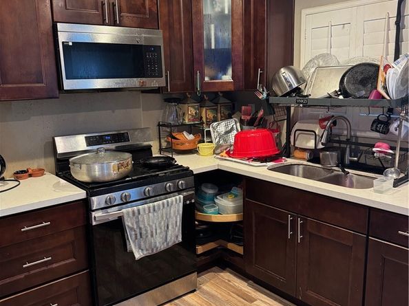 860 W 73rd St., Los Angeles CA 90044