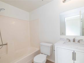 730 W 4th Street 413, Long Beach CA 90802