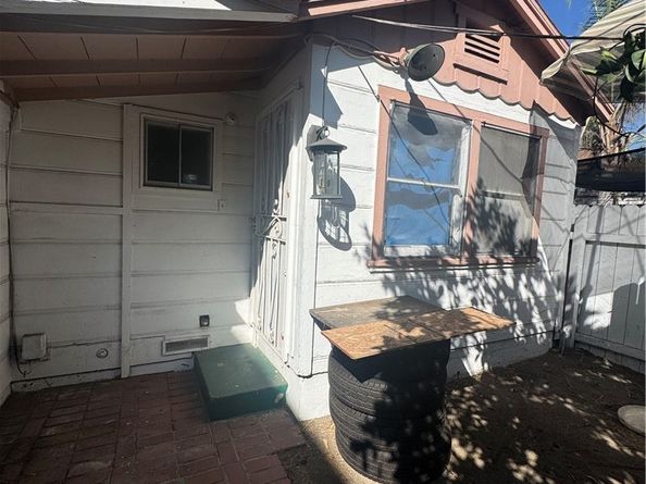 5308 Cleon, North Hollywood CA 91601