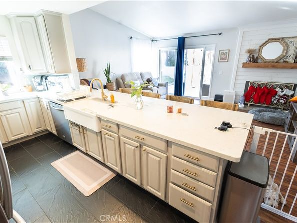 846 Linden Street, Ontario CA 91762