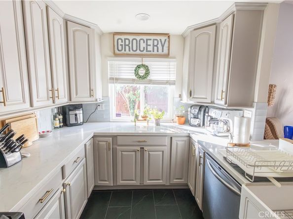 846 Linden Street, Ontario CA 91762