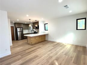 3007 3009 S Hobart, Los Angeles CA 90018