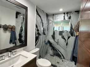 3007 3009 S Hobart, Los Angeles CA 90018