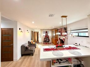 3007 3009 S Hobart, Los Angeles CA 90018