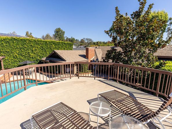 9679 La Alba, Whittier CA 90603