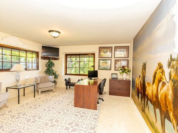 9679 La Alba, Whittier CA 90603