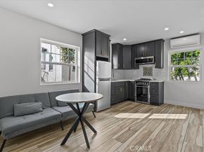 715 W 104th St, Los Angeles CA 90044